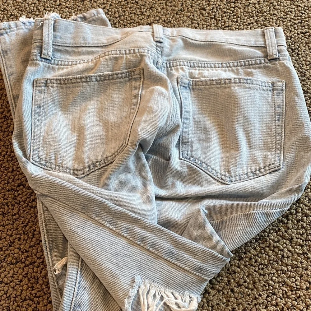 JBD Distressed Light Blue Straight Leg Jeans Size 26 in EUC